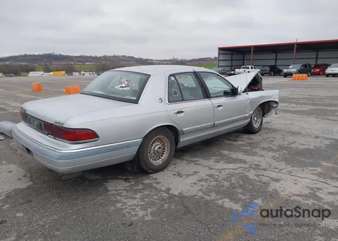 1993 Mercury Grand Marquis Ls z USA, uszkodzony, nr VIN 2MELM75W8PX643021